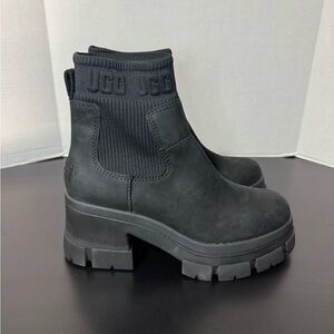 Women’s UGG Brooklyn Chelsea boot